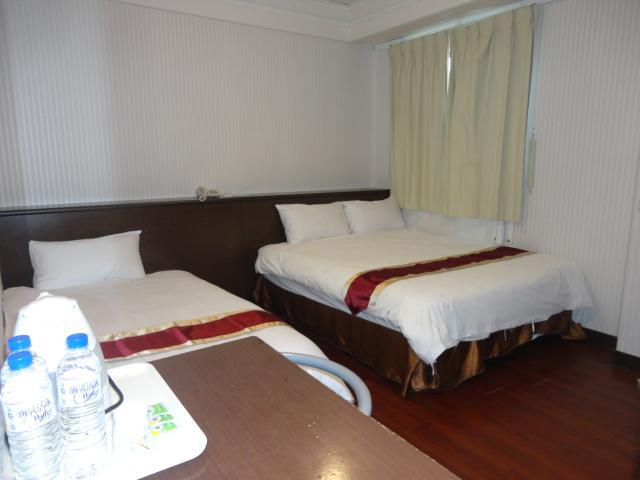 Yi Pin Yuan Hotel Tchaj-nan Exteriér fotografie